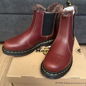 Doc martens 2976 Leonore brown core fur lined brand new size 7.0